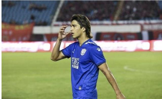  莱切保级关键战，萨伦托半岛球队背水一战