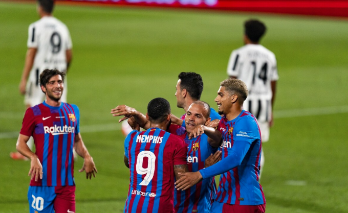  摩纳哥青春风暴席卷赛场，新星双响炮助球队登顶积分榜